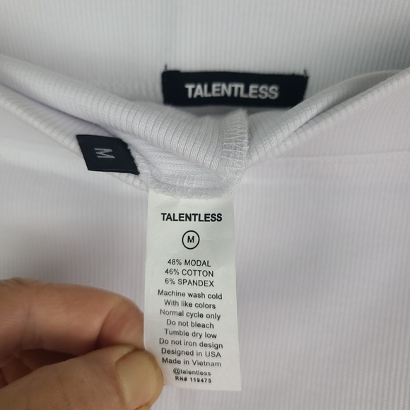 NEW TALENTLESS Women's 3" Bone Ribbed Biker Shorts Sz M Stretch $49 NWT - Picture 2 of 7